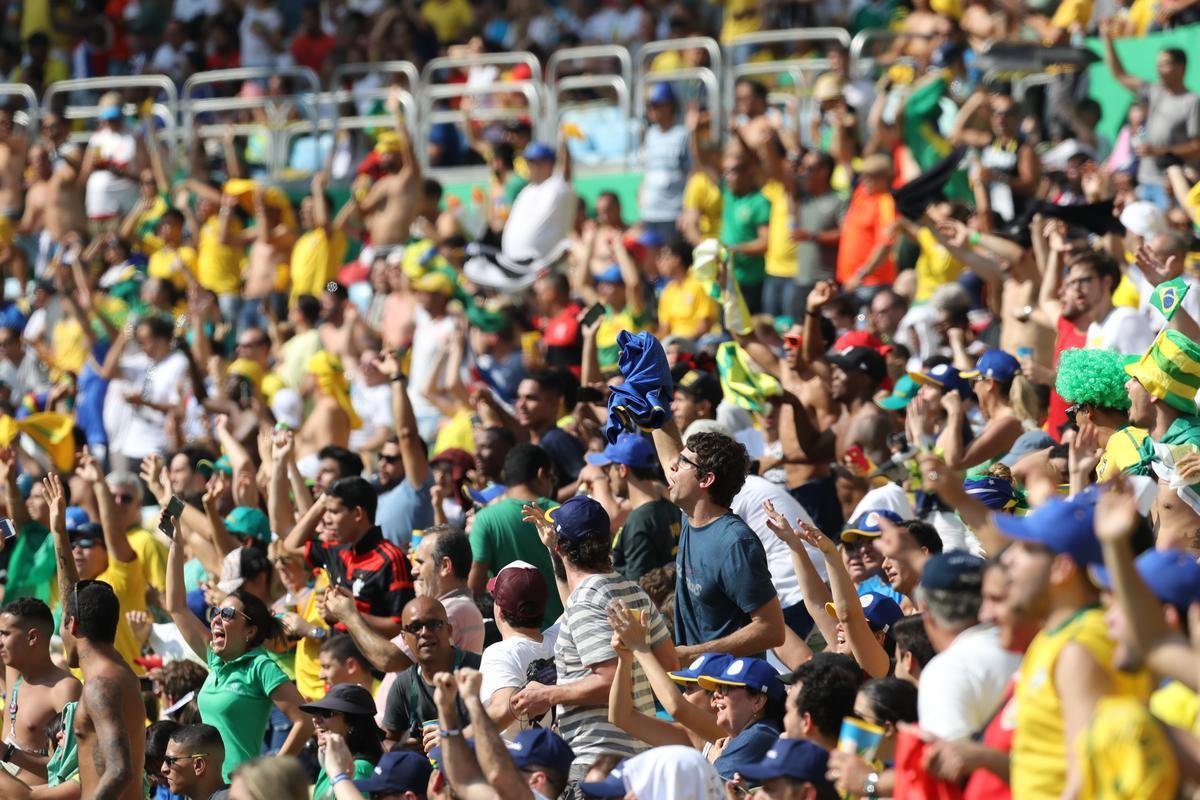 Brasil goleou Honduras por 6 a 0 e avanou  deciso do futebol masculino nos Jogos