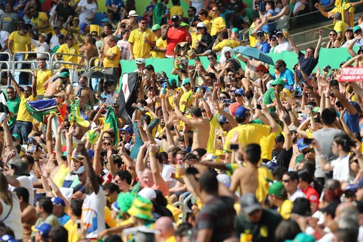 Brasil goleou Honduras por 6 a 0 e avanou  deciso do futebol masculino nos Jogos