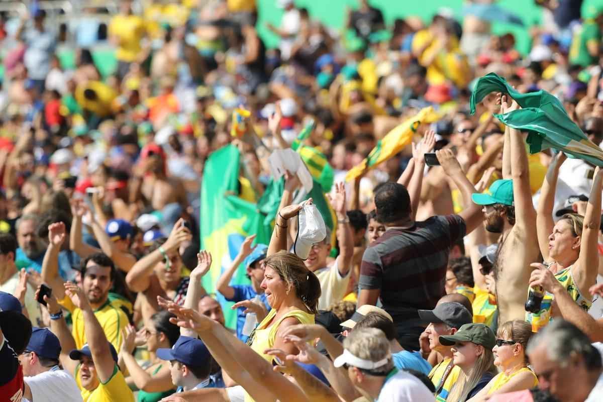 Brasil goleou Honduras por 6 a 0 e avanou  deciso do futebol masculino nos Jogos