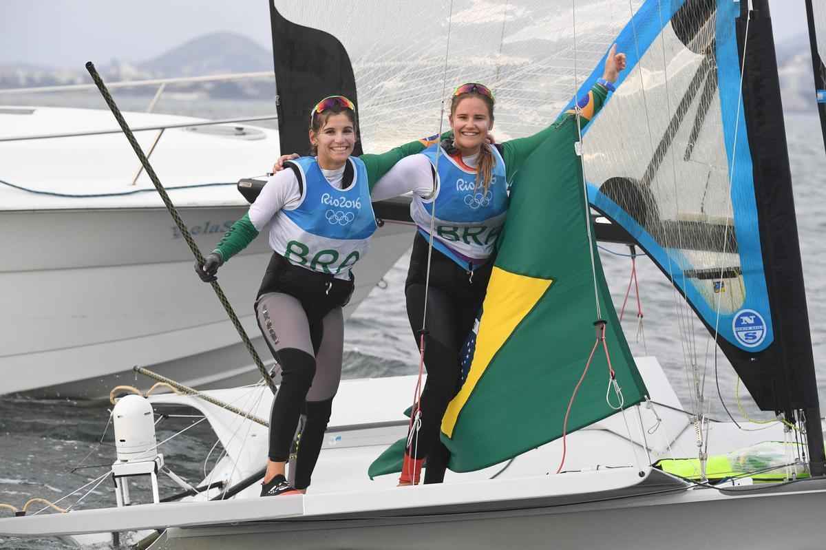 Conquista foi com muita emoo na medal race, nesta quinta-feira, quando a dupla chegou na primeira posio 