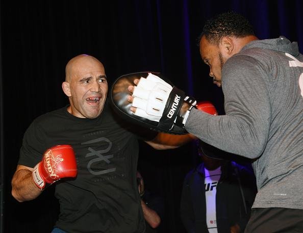 Treino do mineiro Glover Teixeira. O ex-desafiante dos meio-pesados enfrenta Anthony Johnson no UFC 202