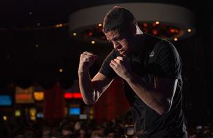 Nate Diaz, um dos protagonistas do UFC 202. Norte-americano enfrenta Conor McGregor em revanche na luta principal do evento 