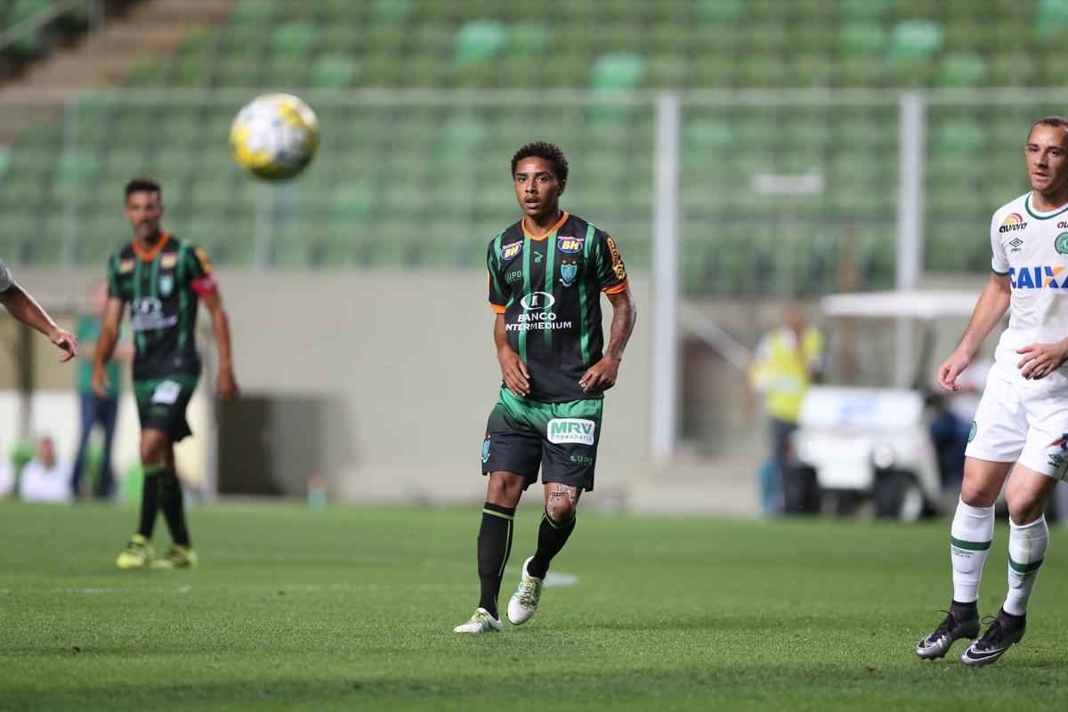 Amrica e Chapecoense duelam no Independncia, pela 21 rodada do Campeonato Brasileiro