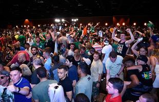 Pesagem oficial do UFC 202, em Las Vegas - Torcida presente ao MGM Grand Hotel & Casino
