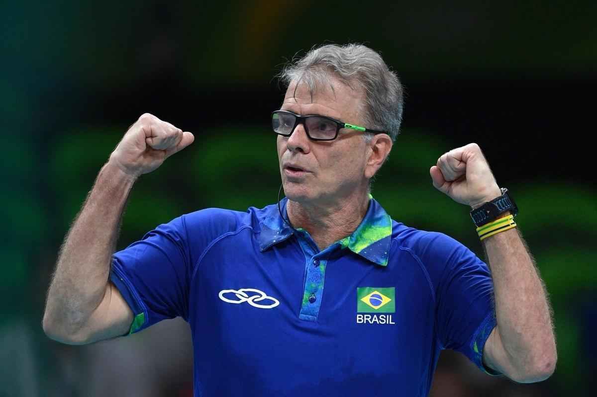 Brasil tem grande atuao e bate a Rssia por 3 sets a 0 no Maracanzinho lotado