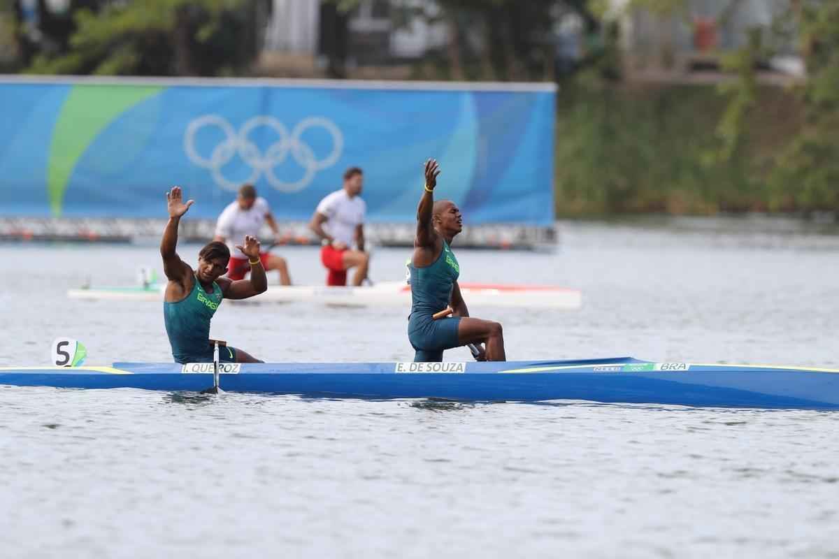 Dupla brasileira conquistou a medalha de prata em prova disputada na Loga Rodrigo de Freitas, neste sbado