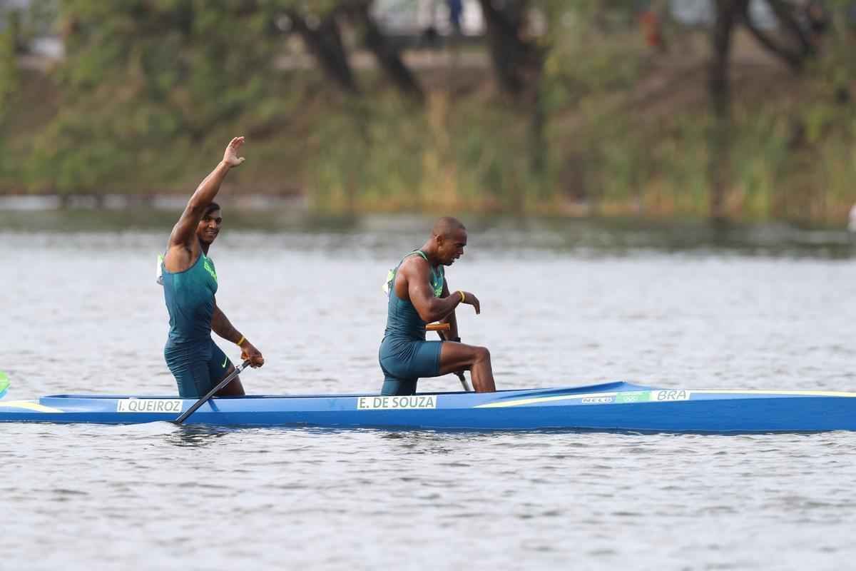Dupla brasileira conquistou a medalha de prata em prova disputada na Loga Rodrigo de Freitas, neste sbado