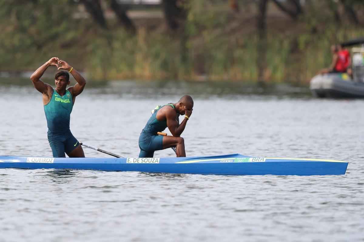 Dupla brasileira conquistou a medalha de prata em prova disputada na Loga Rodrigo de Freitas, neste sbado