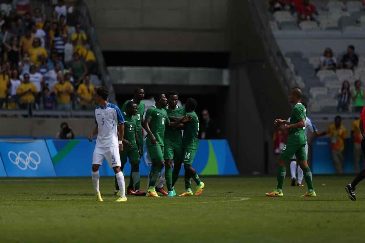 Em jogo animado no Mineiro, Nigria bateu Honduras por 3 a 2 e faturou o bronze nos Jogos do Rio