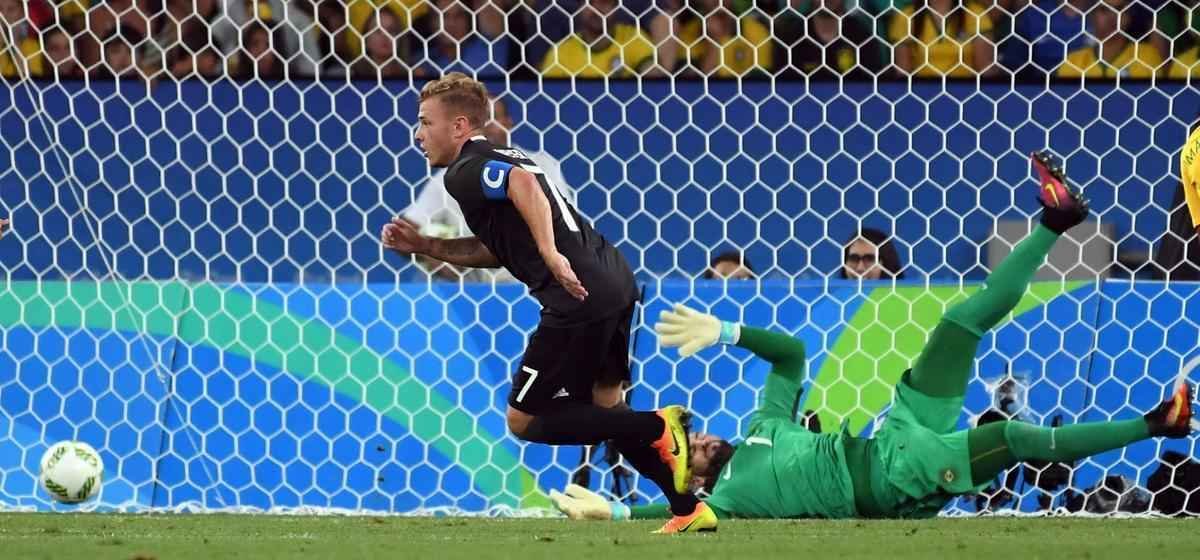 Confronto entre brasileiros e alemes pela final olmpica foi disputado no Estdio Maracan