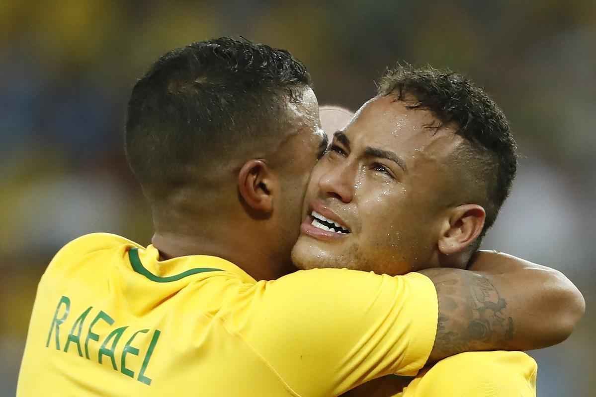 Brasil vence Alemanha nos pnaltis, por 5 a 4, e conquista o indito ouro no futebol no Maracan