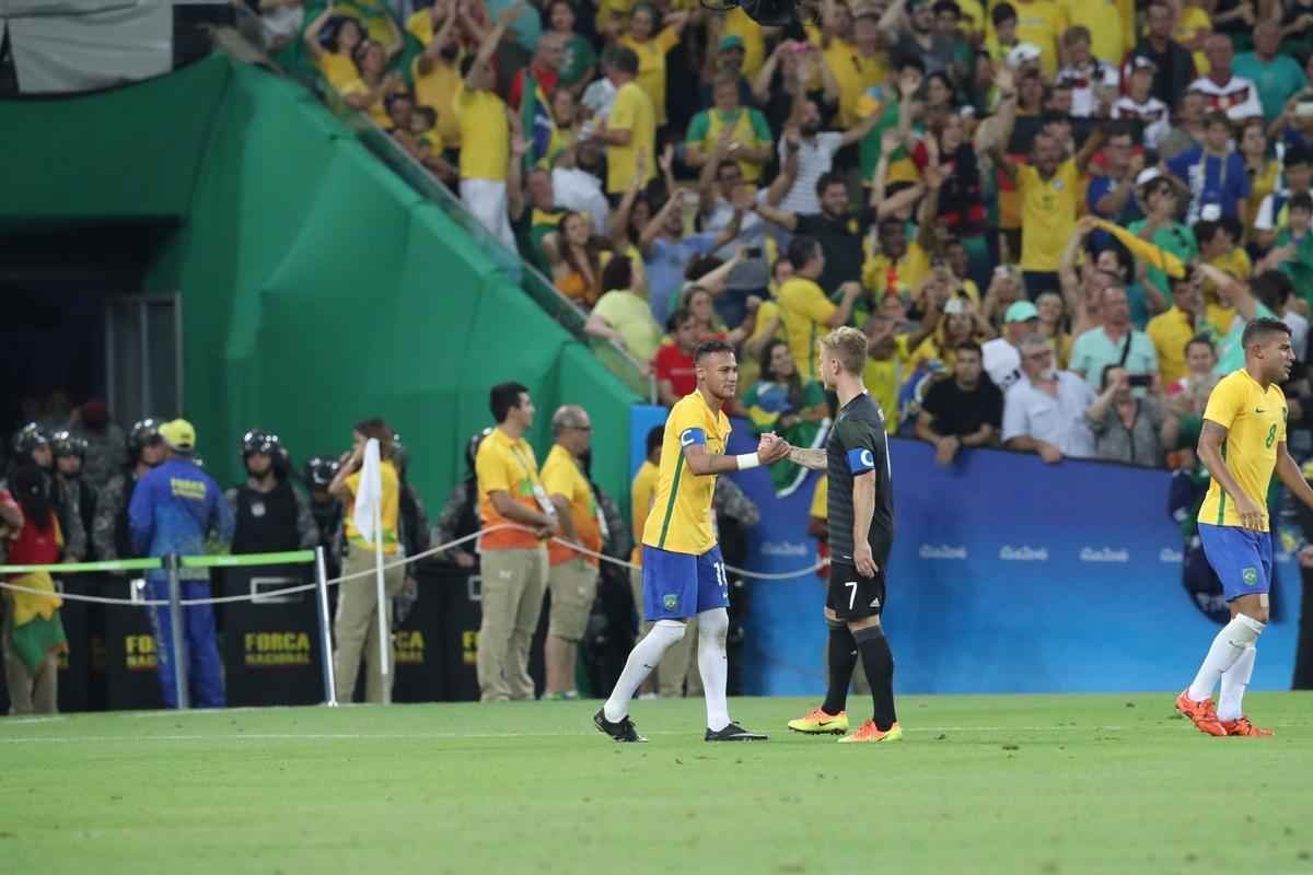 Fotos da comemorao do ouro brasileiro no futebol masculino