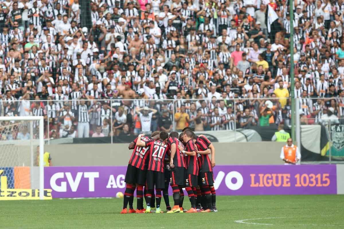 Atltico x Atltico-PR, jogo disputado no Independncia pela 21 rodada do Campeonato Brasileiro