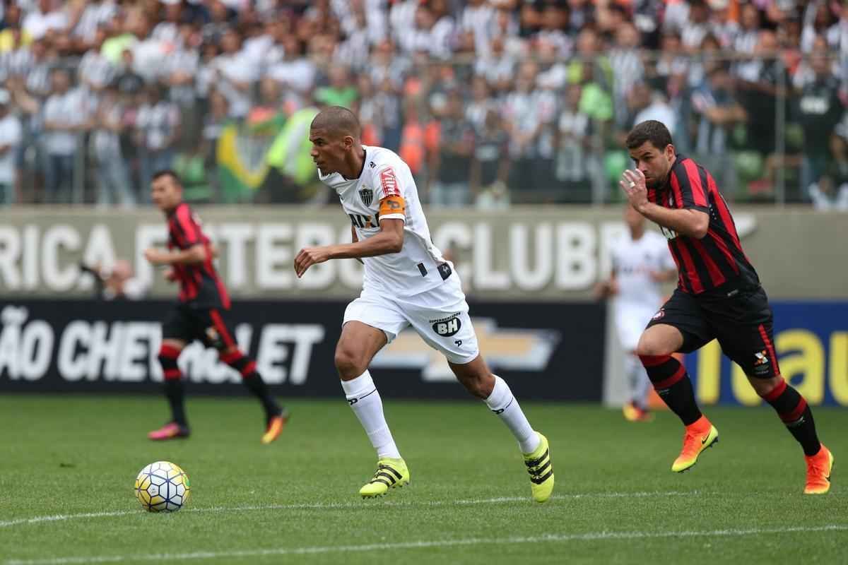 Atltico x Atltico-PR, jogo disputado no Independncia pela 21 rodada do Campeonato Brasileiro