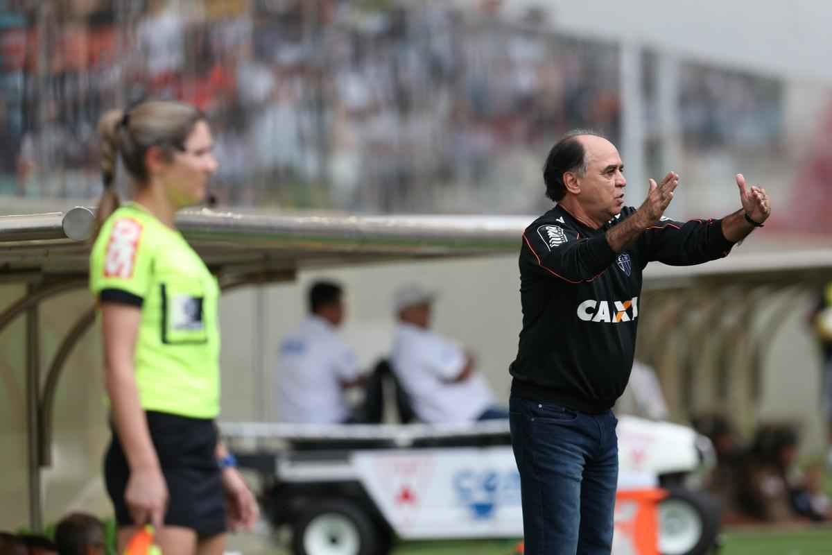 Atltico x Atltico-PR, jogo disputado no Independncia pela 21 rodada do Campeonato Brasileiro