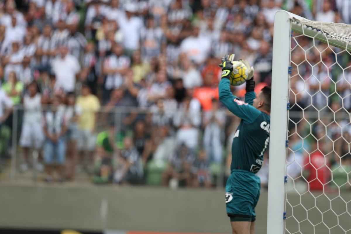 Atltico x Atltico-PR, jogo disputado no Independncia pela 21 rodada do Campeonato Brasileiro
