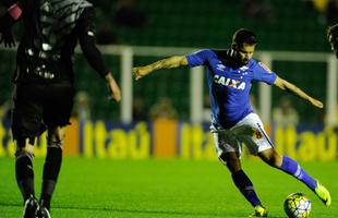 Fotos de Figueirense x Cruzeiro, no Orlando Scarpelli, pela 21ª rodada do Campeonato Brasileiro
