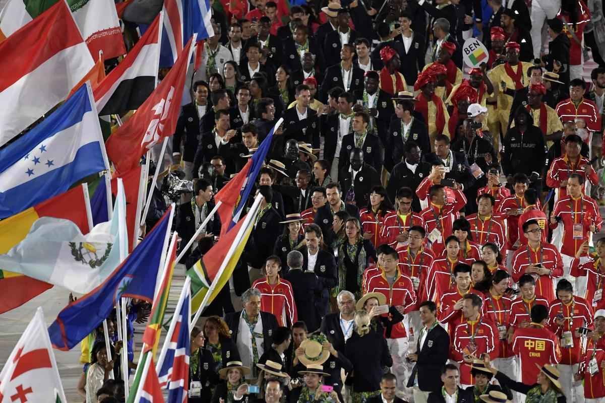 Cerca de mil atletas de todas as delegaes participaram da cerimnia de encerramento