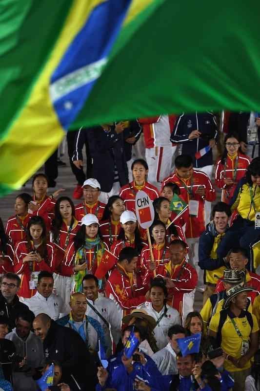 Cerca de mil atletas de todas as delegaes participaram da cerimnia de encerramento