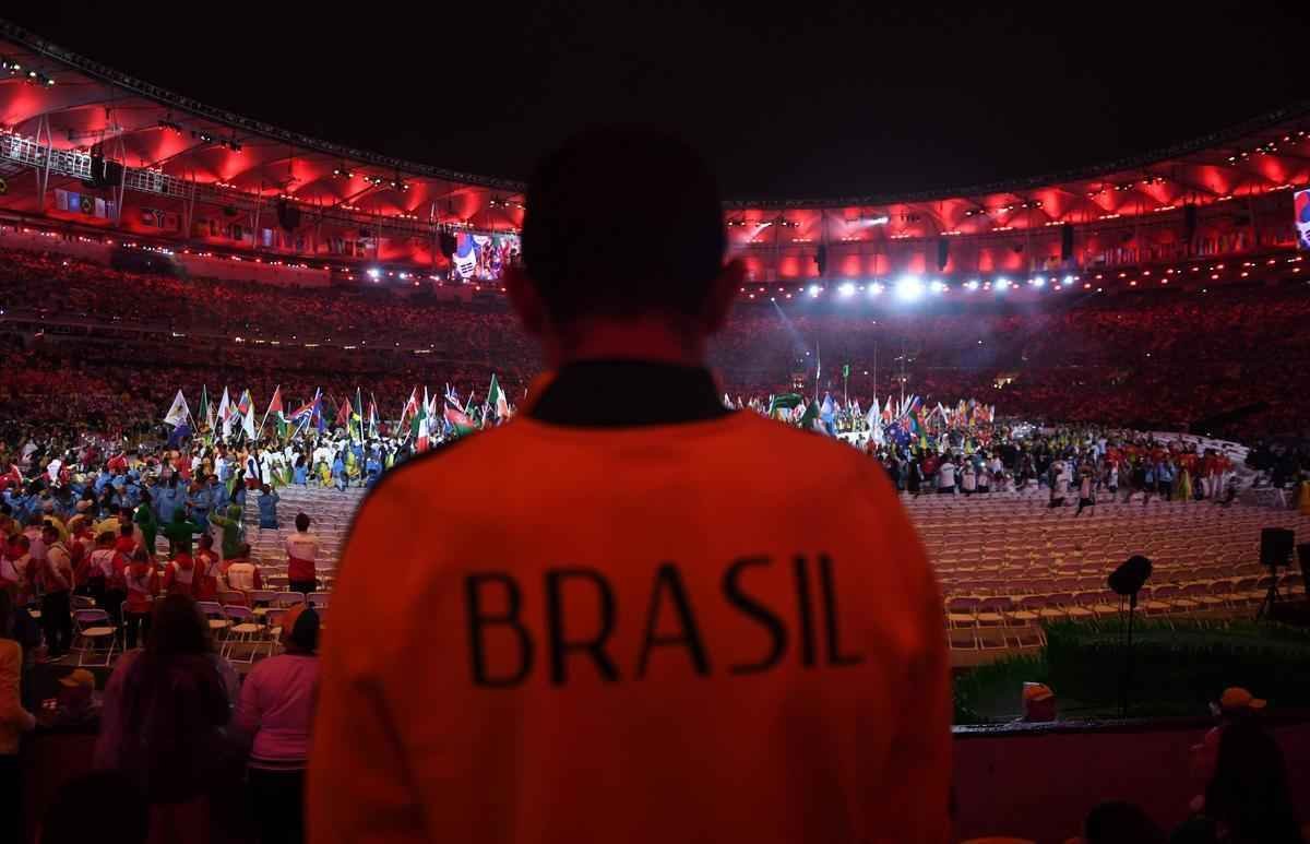 Cerca de mil atletas de todas as delegaes participaram da cerimnia de encerramento