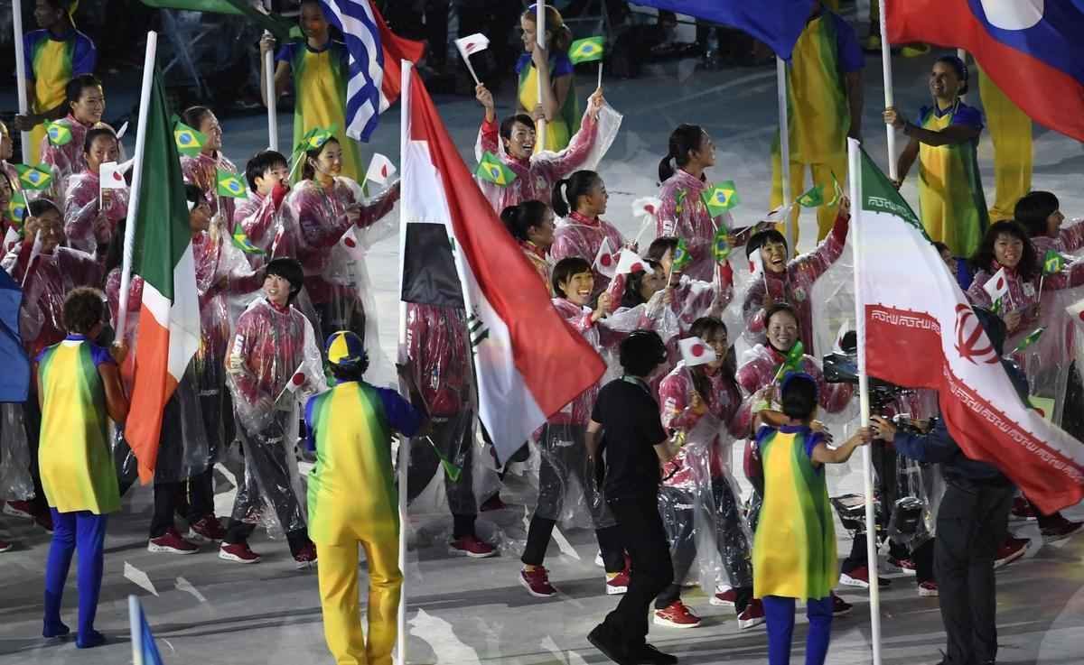Cerca de mil atletas de todas as delegaes participaram da cerimnia de encerramento