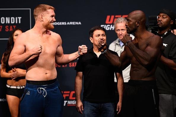 Pesagem oficial do UFC on Fox 21, em Vancouver - Sam Alvey 84,3kg x Kevin Casey 84,1kg
