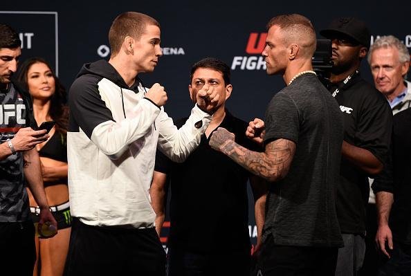 Pesagem oficial do UFC on Fox 21, em Vancouver - Jeremy Kennedy 70,5kg x Alex Ricci 70,7kg 