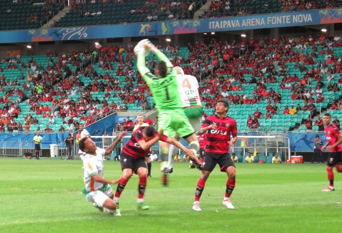 Vitria e Amrica se enfrentaram na Arena Fonte Nova, em Salvador, pelo Campeonato Brasileiro