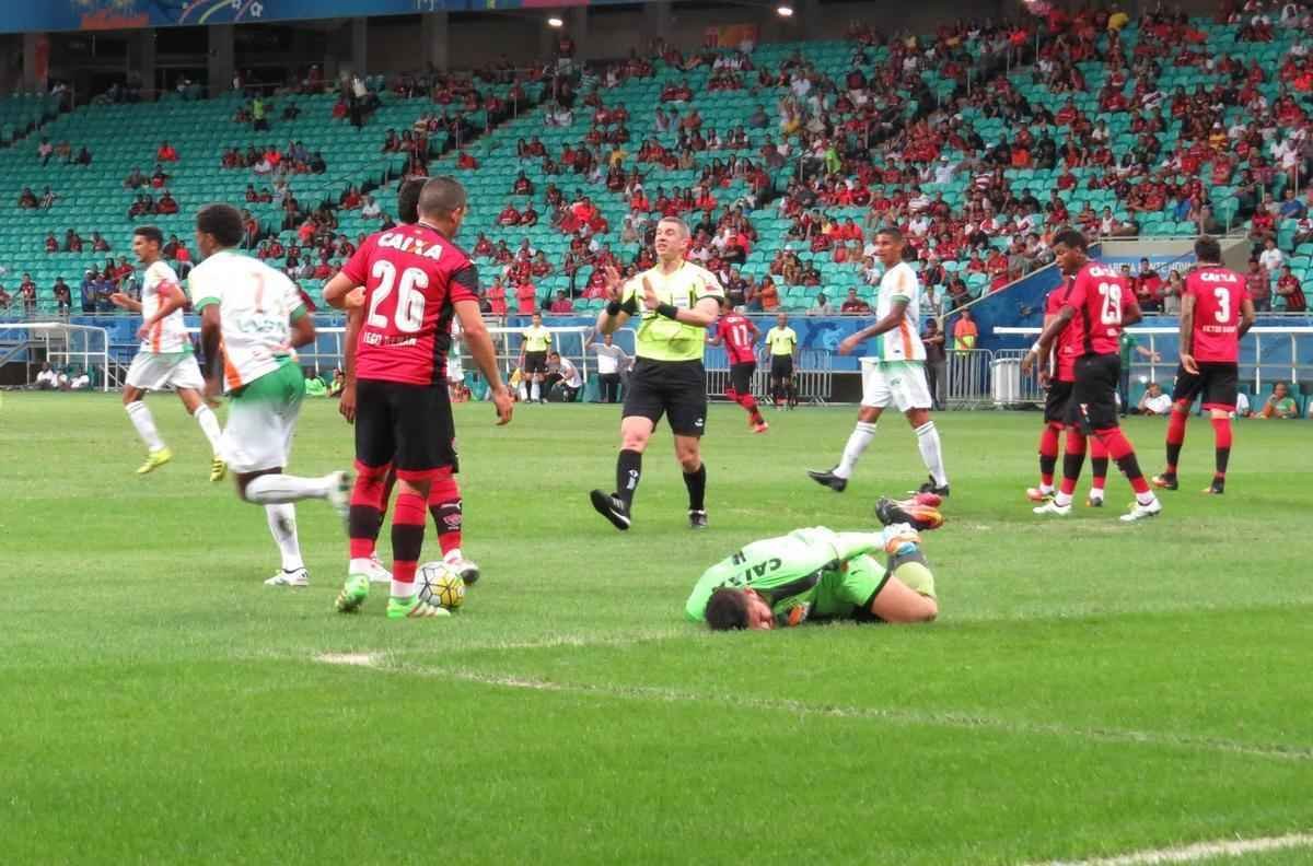 Vitria e Amrica se enfrentaram na Arena Fonte Nova, em Salvador, pelo Campeonato Brasileiro