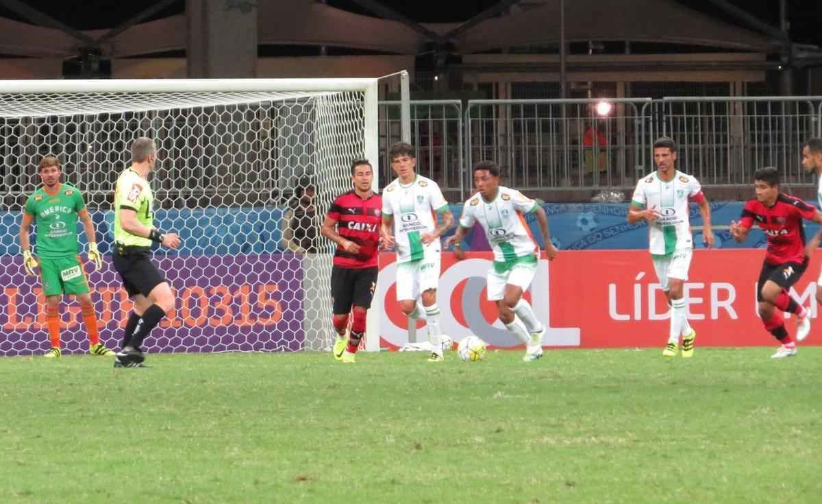 Vitria e Amrica se enfrentaram na Arena Fonte Nova, em Salvador, pelo Campeonato Brasileiro