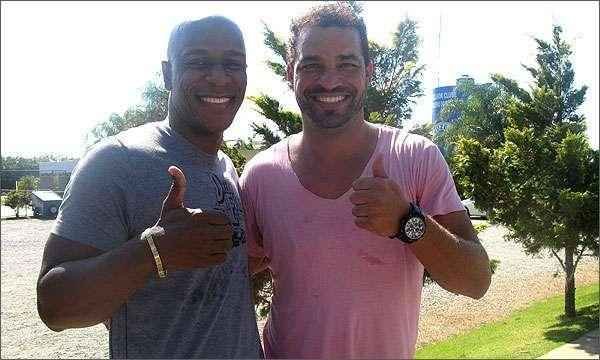 Campeo da Copa do Brasil de 1993, Robson (d) foi negociado pelo Cruzeiro com Martimo, de Portugal