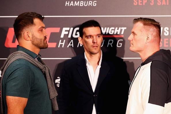 Media Day do UFC Fight Night 93, em Hamburgo - Encarada entre Arlovski e Barnett