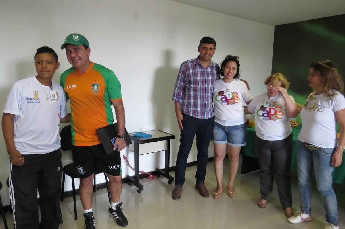 Amrica abriu o CT Lanna Drumond para ao de campanha de conscientizao sobre o cncer