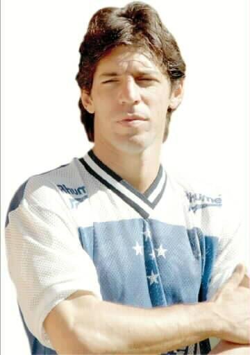 Zagueiro Wilson Gottardo, capito do Cruzeiro na conquista da Libertadores de 1997