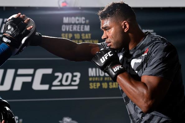 Alistair Overeem, desafiante de Stipe Miocic pelo cinturo do peso pesado