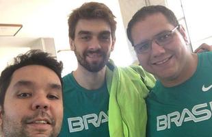 O judoca medalhista de bronze Rafael Silva, o 'Baby', encontrou colegas do vôlei masculino, participou de carreata em sua terra natal (Rolândia, Paraná), cumpriu compromissos com a imprensa e visitou colégios no Paraná.