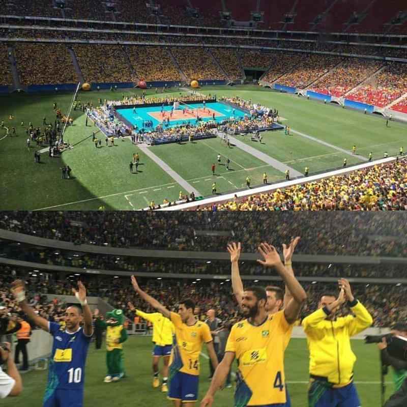 Aclamado pelos torcedores como um dos grandes destaques da campanha dourada do vlei masculino, o ex-cruzeirense Wallace tambm teve pouco tempo de folga. Aps as merecidas frias com a famlia, o oposto j disputou amistosos com a Seleo em estdios de futebol e se apresentou ao Taubat, clube que defender na prxima temporada.