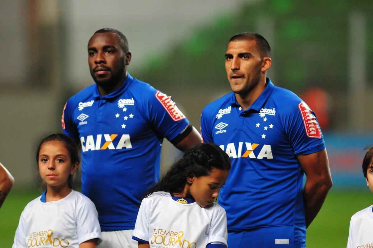Imagens do clssico entre Amrica e Cruzeiro, no Independncia, pelo Campeonato Brasileiro