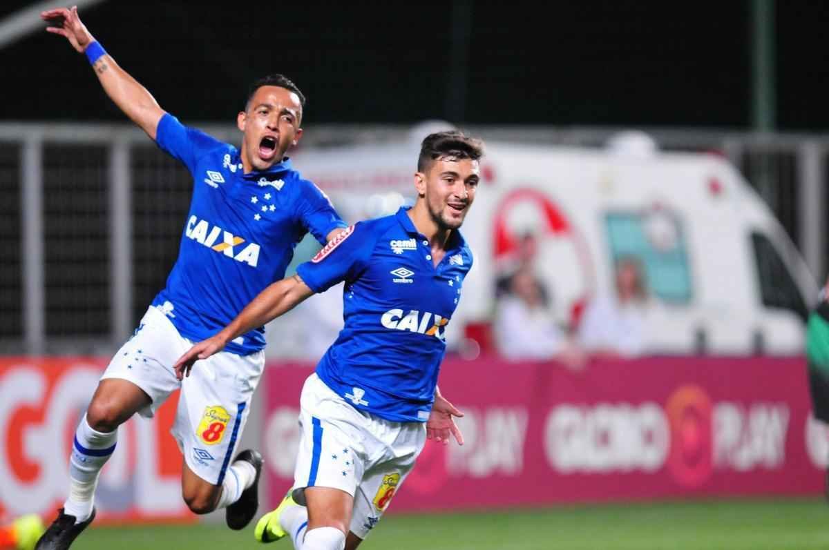 Imagens do clssico entre Amrica e Cruzeiro, no Independncia, pelo Campeonato Brasileiro
