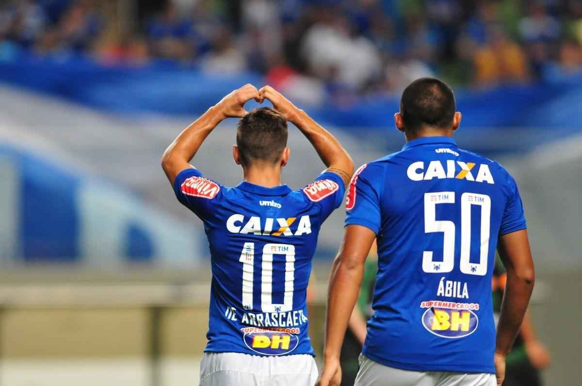 Imagens do clssico entre Amrica e Cruzeiro, no Independncia, pelo Campeonato Brasileiro