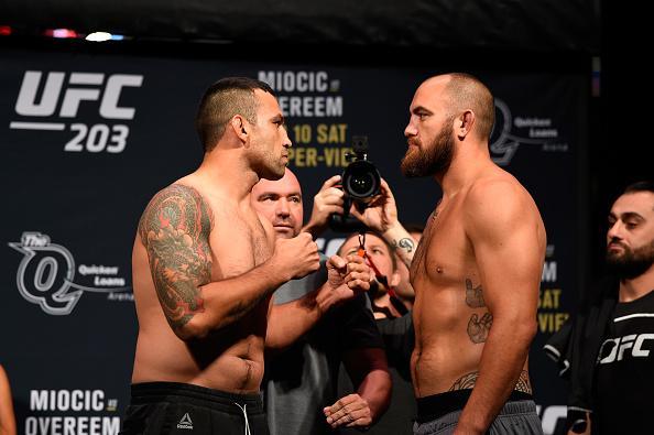 Pesagem oficial do UFC 203, em Cleveland - Fabricio Werdum (108,6kg) x Travis Browne (109,3kg)