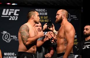 Pesagem oficial do UFC 203, em Cleveland - Fabricio Werdum (108,6kg) x Travis Browne (109,3kg)