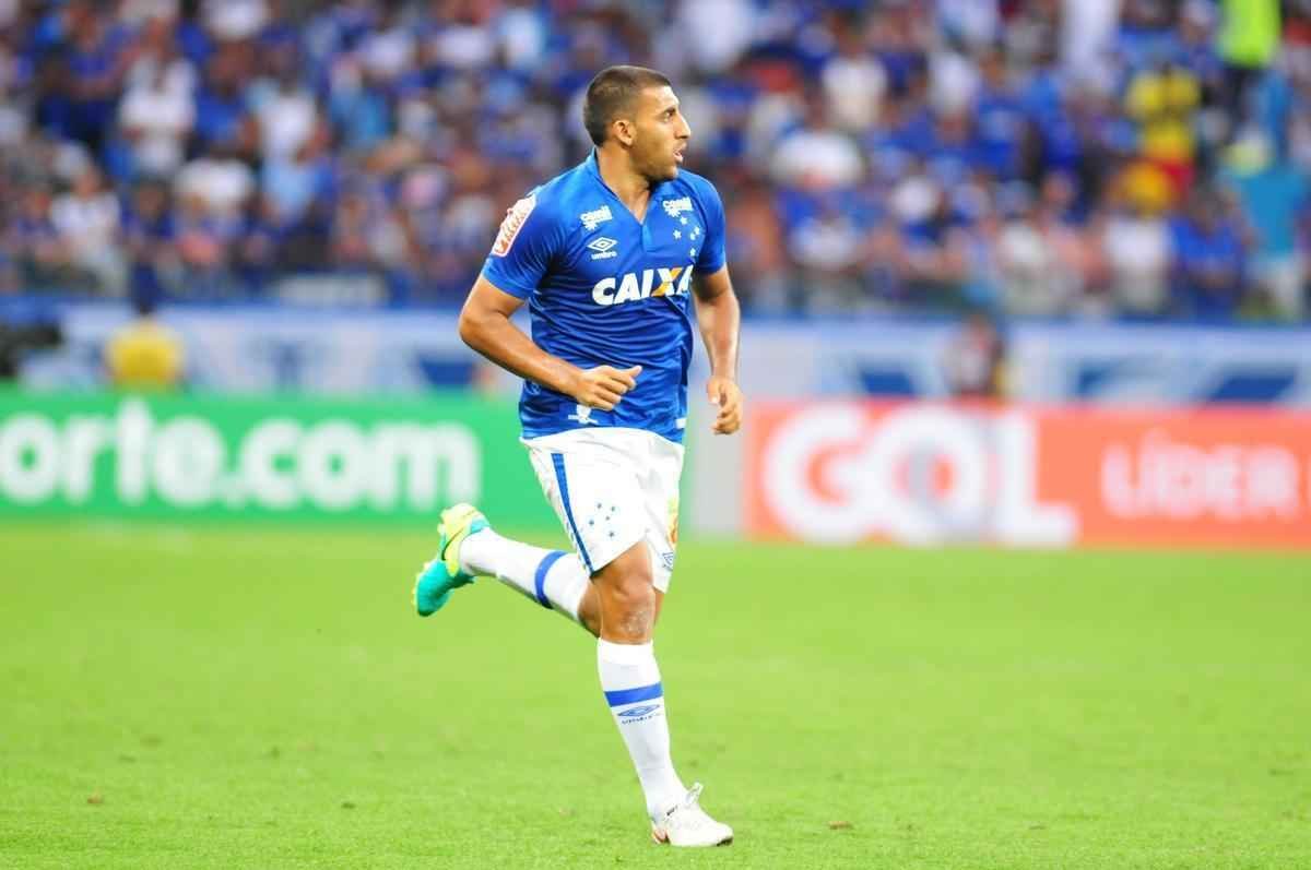 Imagens do jogo entre Cruzeiro e Botafogo no Mineiro