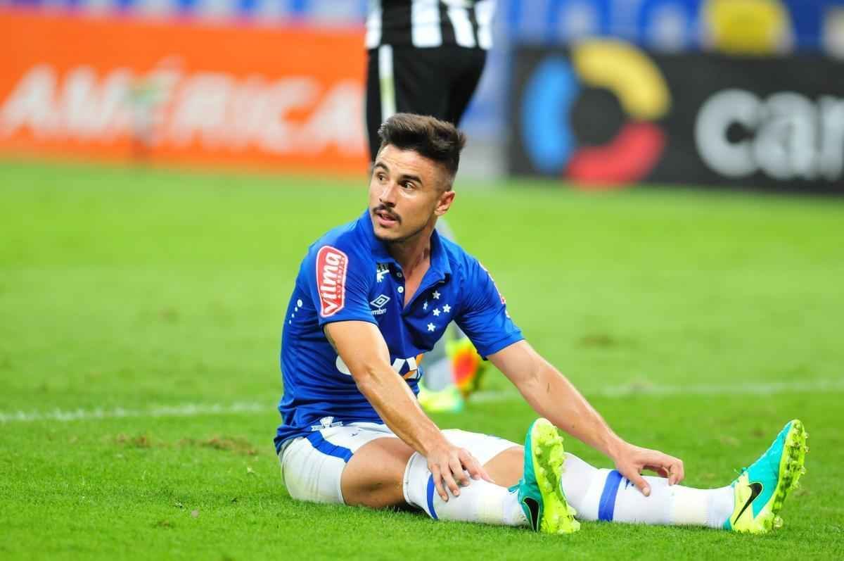 Imagens do jogo entre Cruzeiro e Botafogo no Mineiro