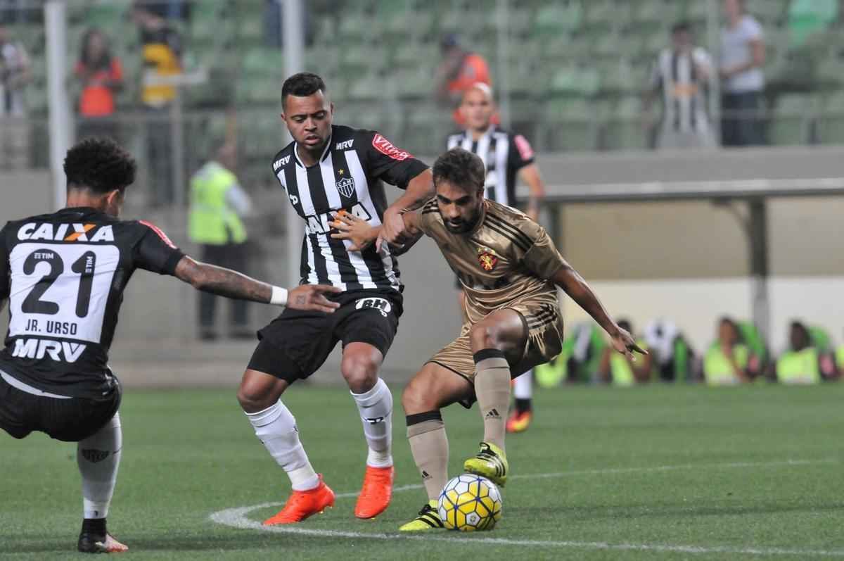 Imagens do jogo entre Atltico e Sport no Independncia