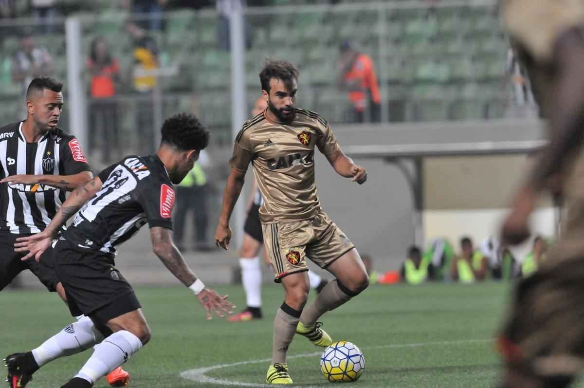 Imagens do jogo entre Atltico e Sport no Independncia