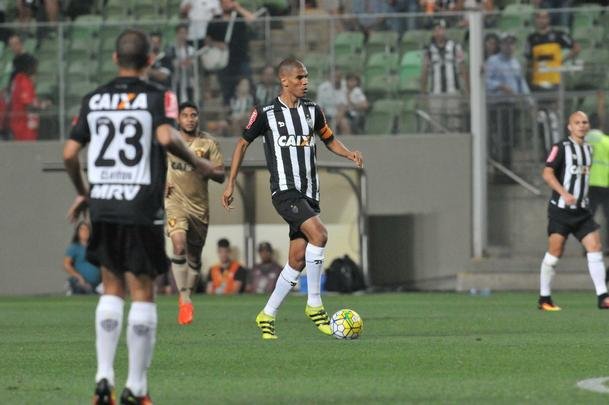 Imagens do jogo entre Atltico e Sport no Independncia