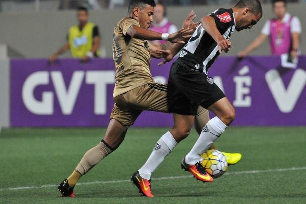 Imagens do jogo entre Atltico e Sport no Independncia