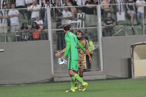 Imagens do jogo entre Atltico e Sport no Independncia