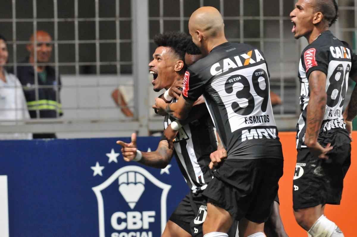 Imagens do jogo entre Atltico e Sport no Independncia